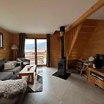 Casa De Monzel With 6-person Jacuzzi & Panoramic View Dağ evi *