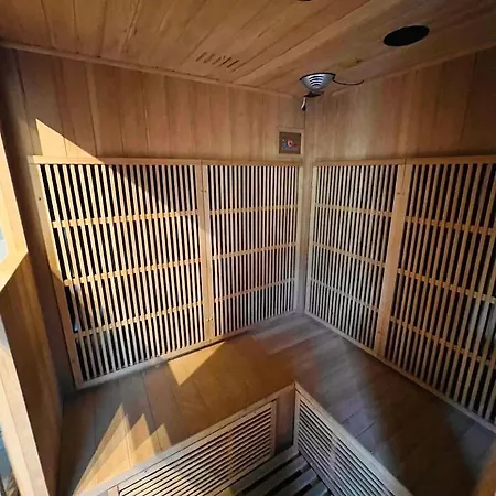 Chalet Casa De Monzel With 6-person Jacuzzi & Panoramic View