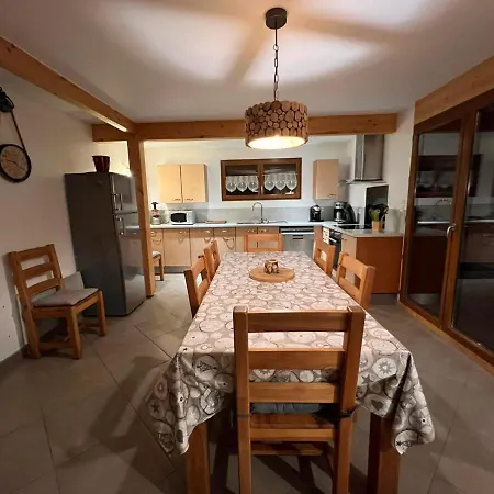 Casa De Monzel With 6-person Jacuzzi & Panoramic View Chalet
