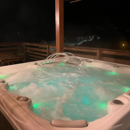 בקתה Casa De Monzel With 6-person Jacuzzi & Panoramic View