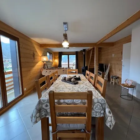 Casa De Monzel With 6-person Jacuzzi & Panoramic View בקתה *