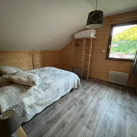 Casa De Monzel With 6-person Jacuzzi & Panoramic View Chalet