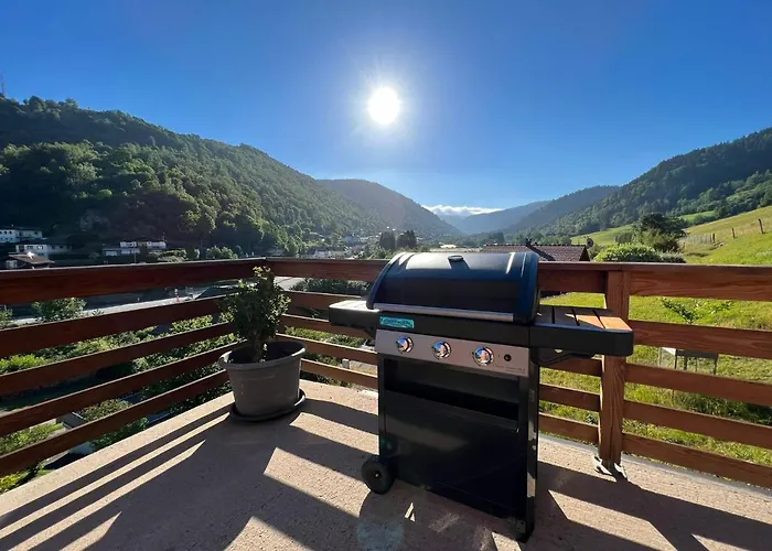 シャレー Casa De Monzel With 6-person Jacuzzi & Panoramic View