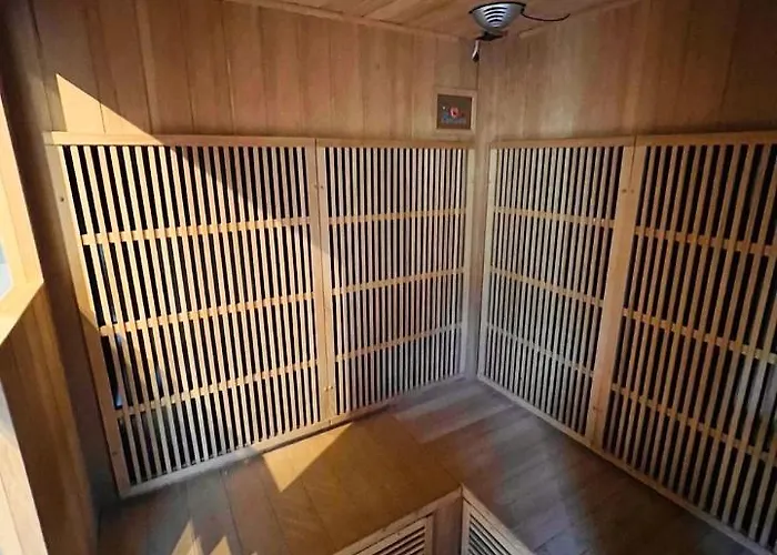 シャレー Casa De Monzel With 6-person Jacuzzi & Panoramic View